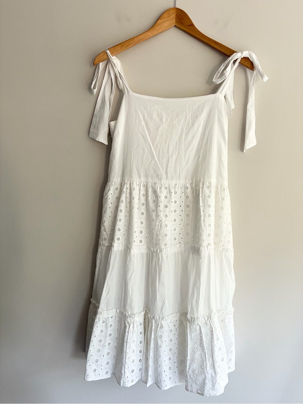 Sail To Sable White Eyelet Tie-Shoulder Boho Mini Dress Medium